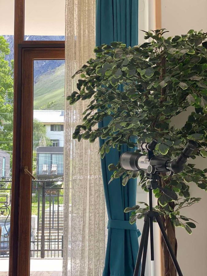 Mood Hotel Kazbegi Exterior foto